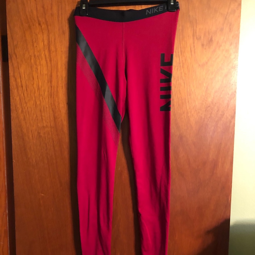 Nike Pro leggings